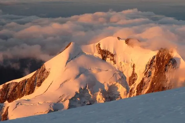 Esprit Montagne | Alpinisme - Trekking - Trail et Rando entre Italie, France et Suisse